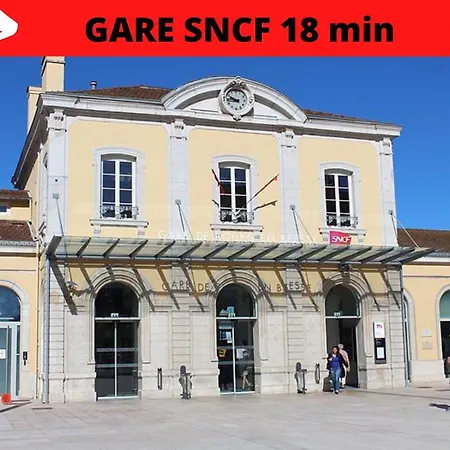 T2 4 Pers, Bus , Lycee, Centre Ville, Restaurant, Supermarche * Bourg-en-Bresse
